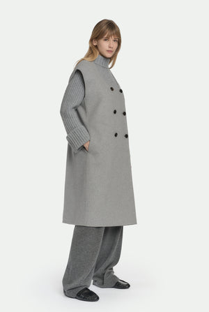 Double breasted vest in luxury cashmere and virgin wool