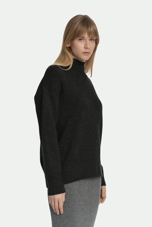Maglia collo alto in luxury cashmere