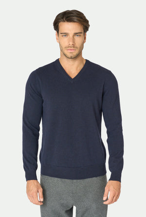 Simone V neck in luxury cashmere