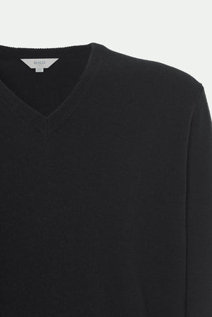 Simone V neck in luxury cashmere